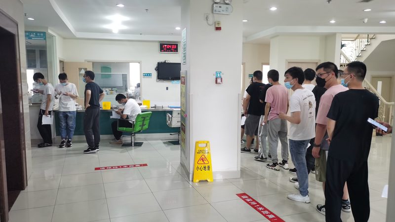 基因检测设备：医院采购背后的技术考量**
